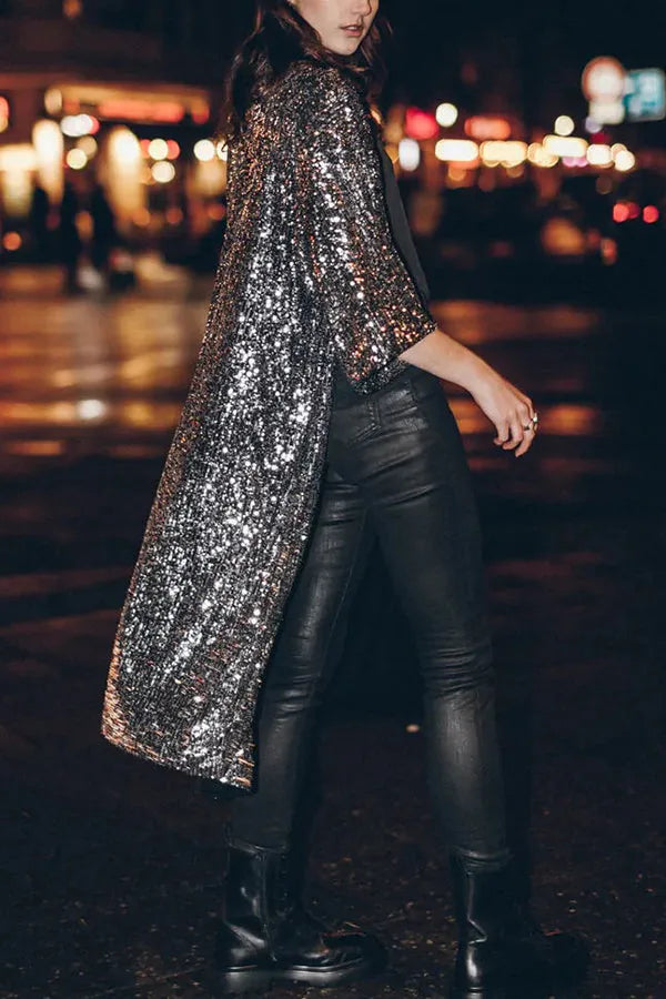 Veste mi-saison femme kimono à paillettes, chic pour les fêtes et les soirées élégantes.
