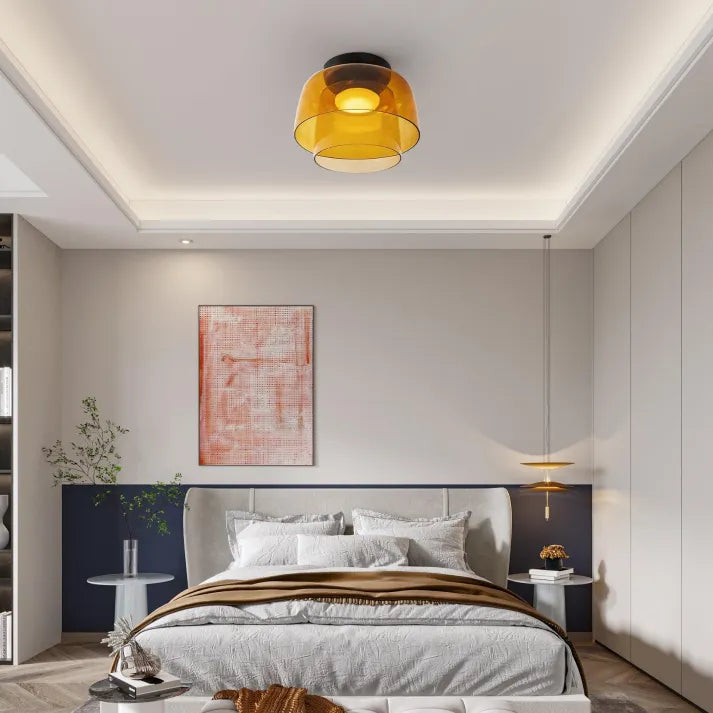 "Lampadaire de plafond en verre multicolore, style médiéval moderne, parfait pour salon élégant et chaleureux."