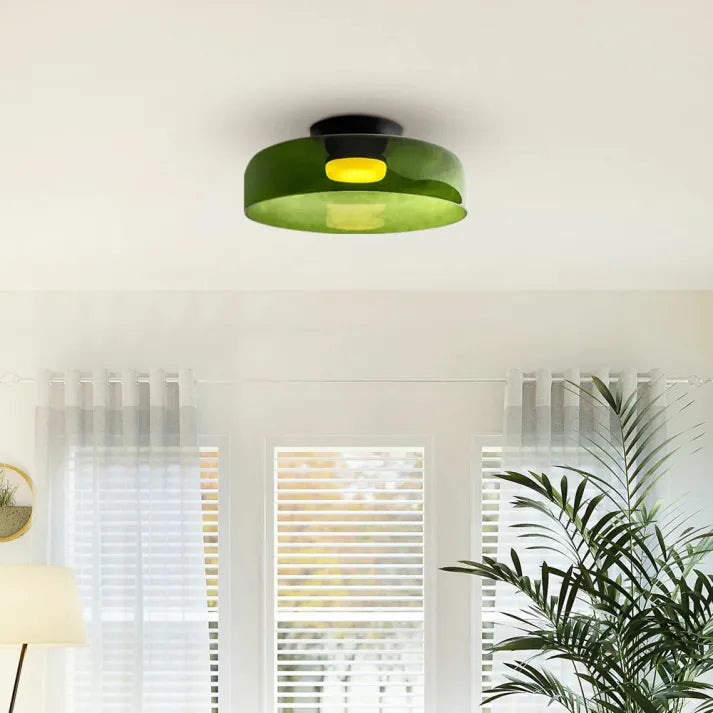 "Lampadaire de plafond en verre multicolore, style médiéval moderne, parfait pour salon élégant et chaleureux."