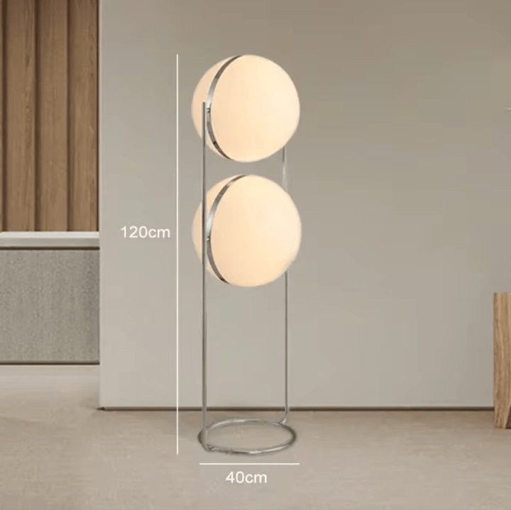 Lampadaire globe design moderne. Éclairage intérieur élégant et chaleureux.  Plusieurs tailles disponibles.