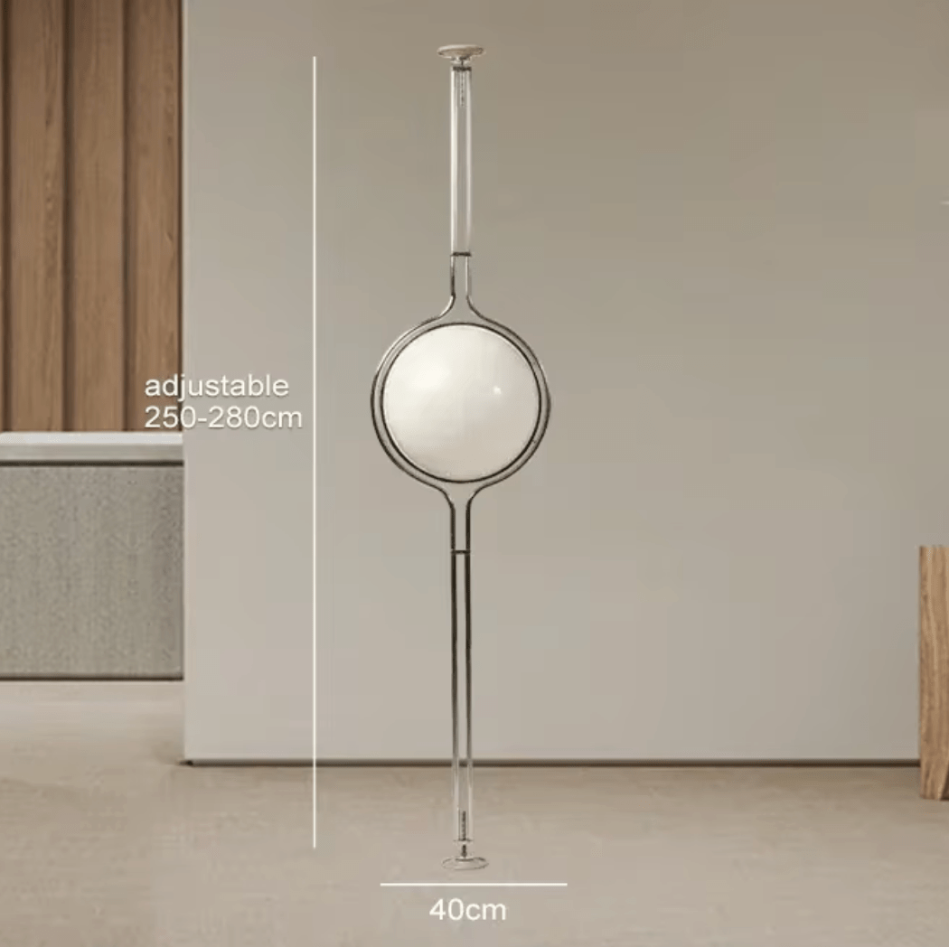 Lampadaire globe design moderne. Éclairage intérieur élégant et chaleureux.  Plusieurs tailles disponibles.