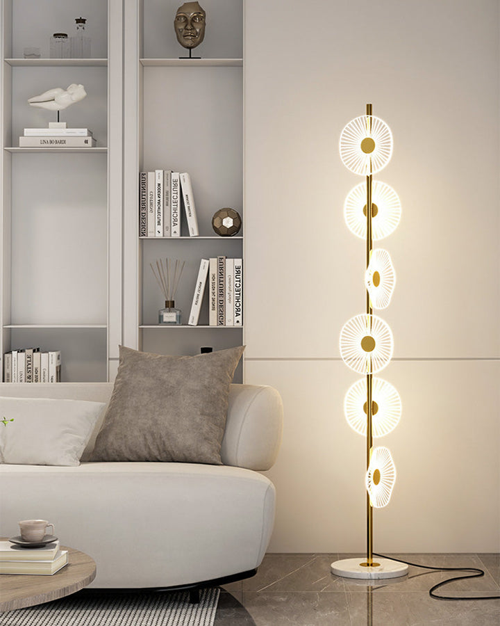 Lampadaire moderne, cascade lumineuse, marbre & acrylique. Design élégant, lumière douce réglable.