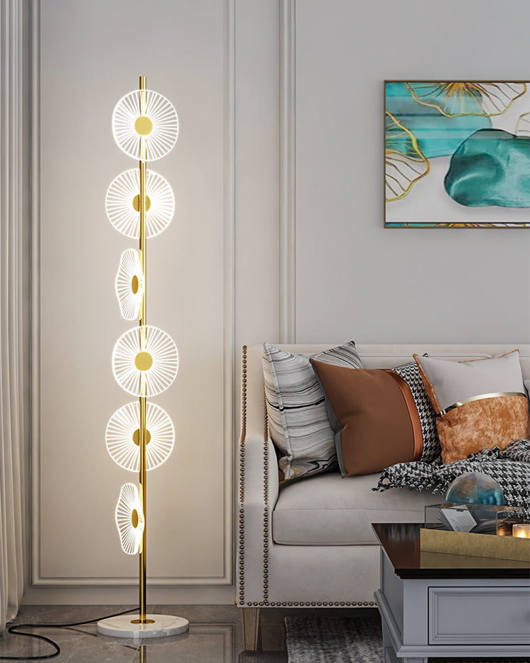 Lampadaire moderne, cascade lumineuse, marbre & acrylique. Design élégant, lumière douce réglable.