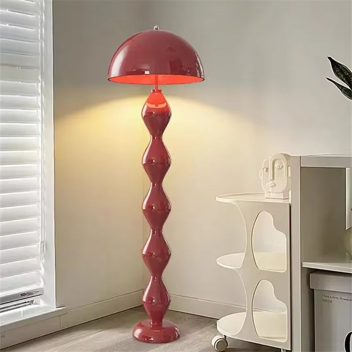 Lampadaire scandinave design minimaliste. Éclairage LED doux. Structure métallique élégante. Idéal salon, chambre.