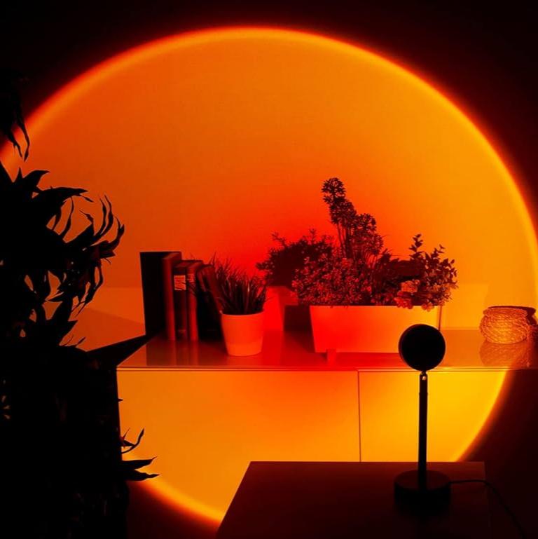 Lampe ambiance coucher de soleil.  Lumière chaude et relaxante, idéale pour la détente.