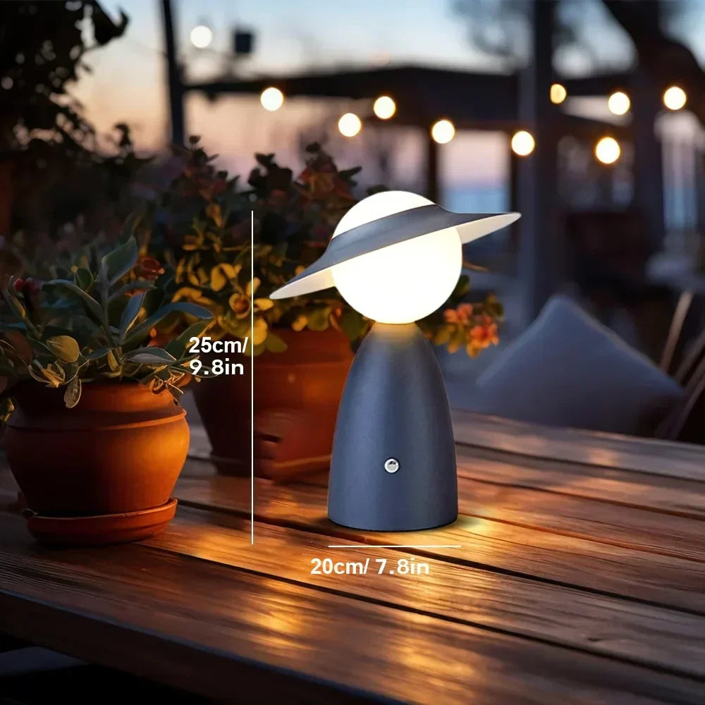 Lampe de bureau LED tactile, chargeur sans fil intégré. Design moderne, éclairage réglable.