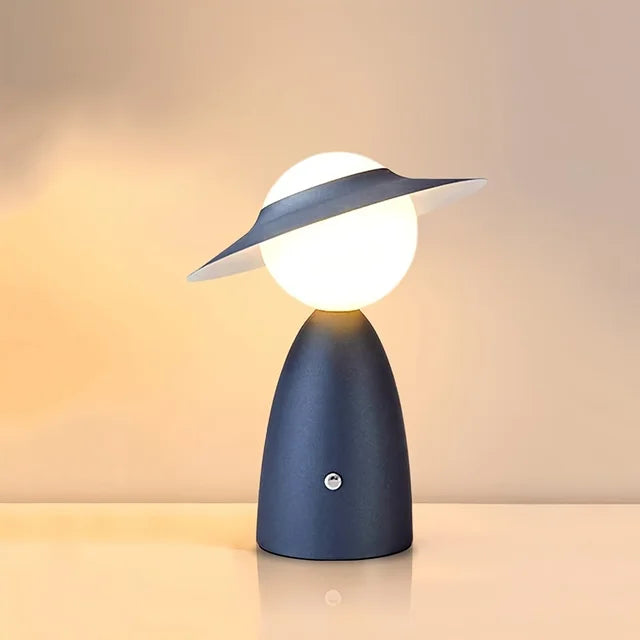 Lampe de bureau LED tactile, chargeur sans fil intégré. Design moderne, éclairage réglable.