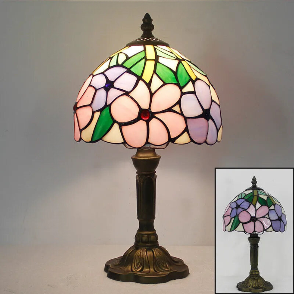 Lampe de bureau style Tiffany, verre coloré, col ajustable.  Design élégant, lumière chaleureuse.