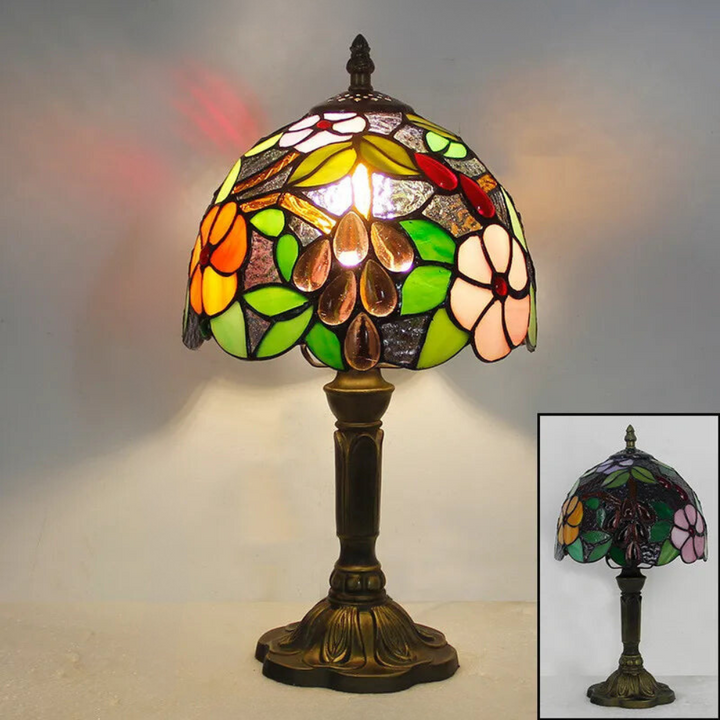 Lampe de bureau style Tiffany, verre coloré, col ajustable.  Design élégant, lumière chaleureuse.