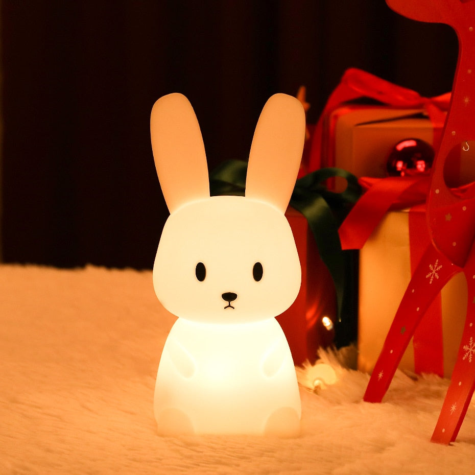 "Lampe de nuit tactile enfant en forme d'animal, LED couleurs changeantes, éclairage doux pour chambre bébé."