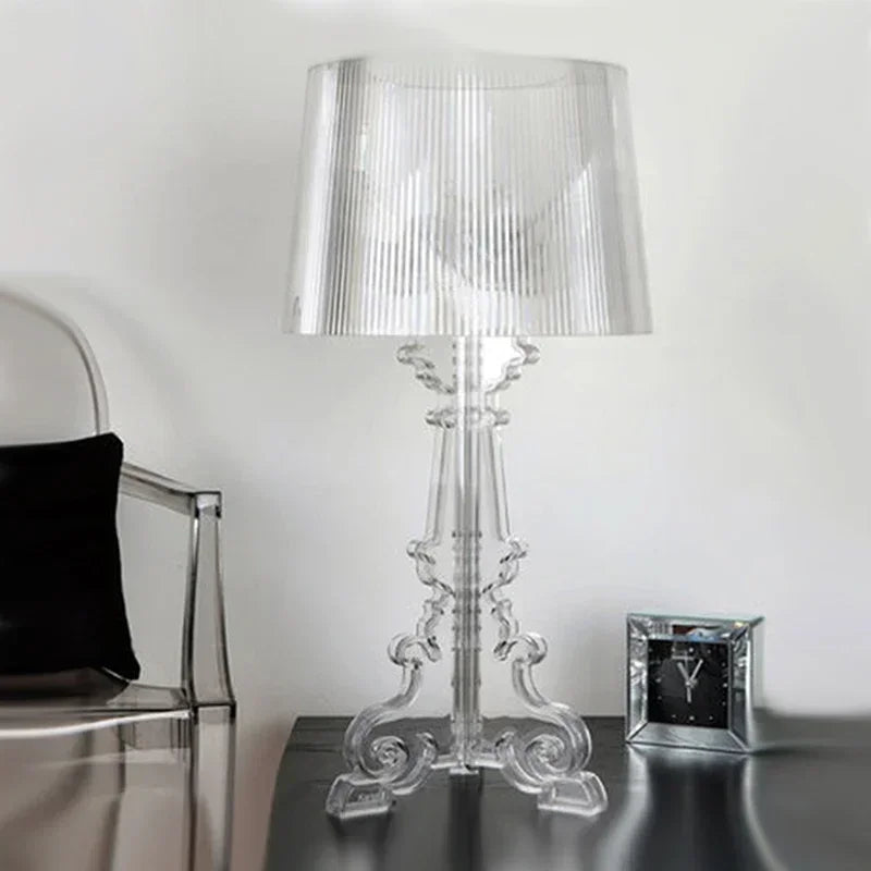 Lampe de table design glamour, éclairage doux et chaleureux.  Idéale salon, chambre.