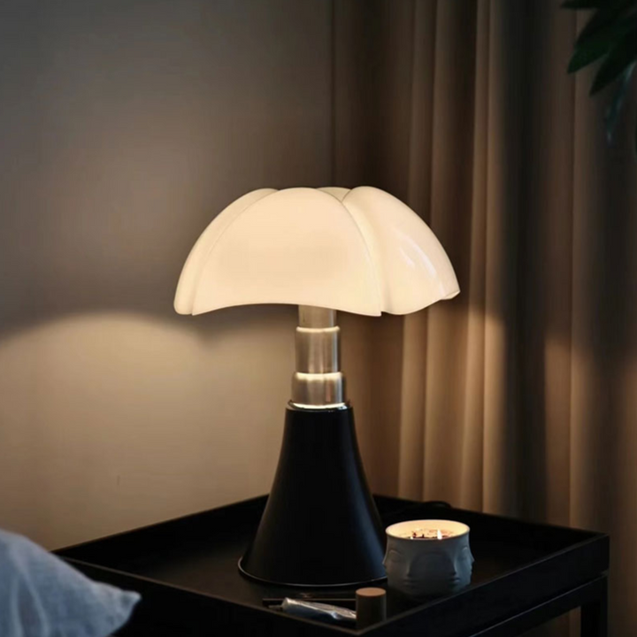 Lampe de table design rétro, éclairage LED élégant.  Ambiance chaleureuse et raffinée.