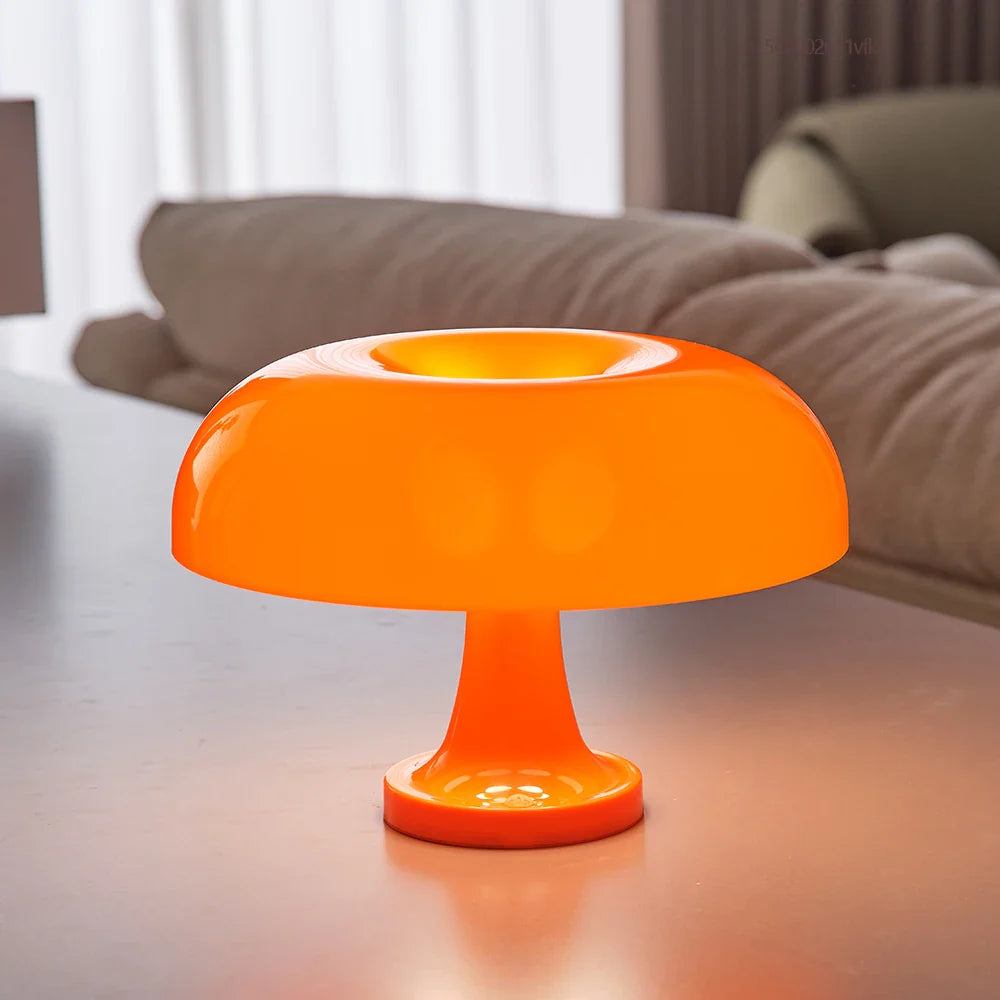 Lampe de table design rétro, forme champignon Bauhaus.  Lumière douce, idéale salon/chambre.