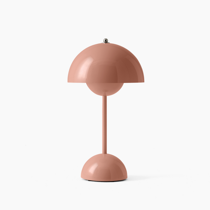 "Lampe de table LED beige, design élégant, sans fil, idéale pour salon, bureau, terrasses. Inspiration années 60."