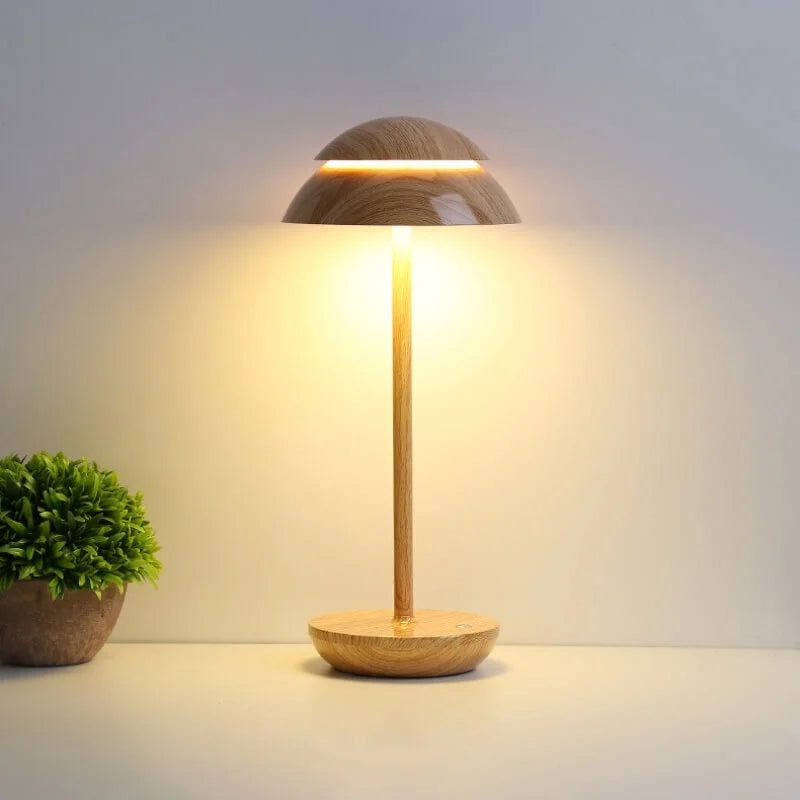 Lampe de table rechargeable design scandinave.  Éclairage doux, style minimaliste. Batterie longue durée.