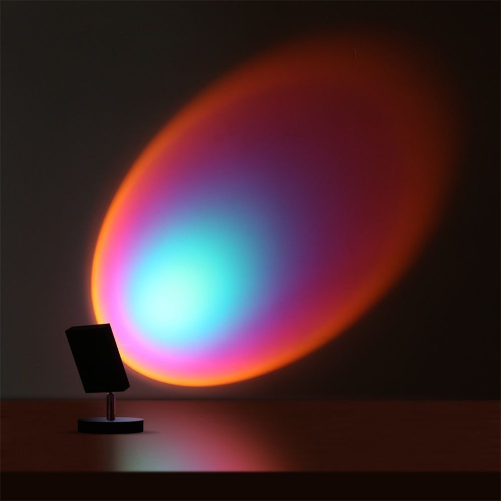 Lampe de table rétro, design coucher de soleil.  Lumière chaude et douce. Décoration élégante pour salon, chambre.