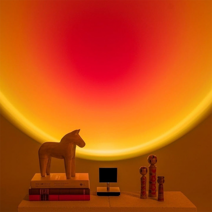 Lampe de table rétro, design coucher de soleil.  Lumière chaude et douce. Décoration élégante pour salon, chambre.