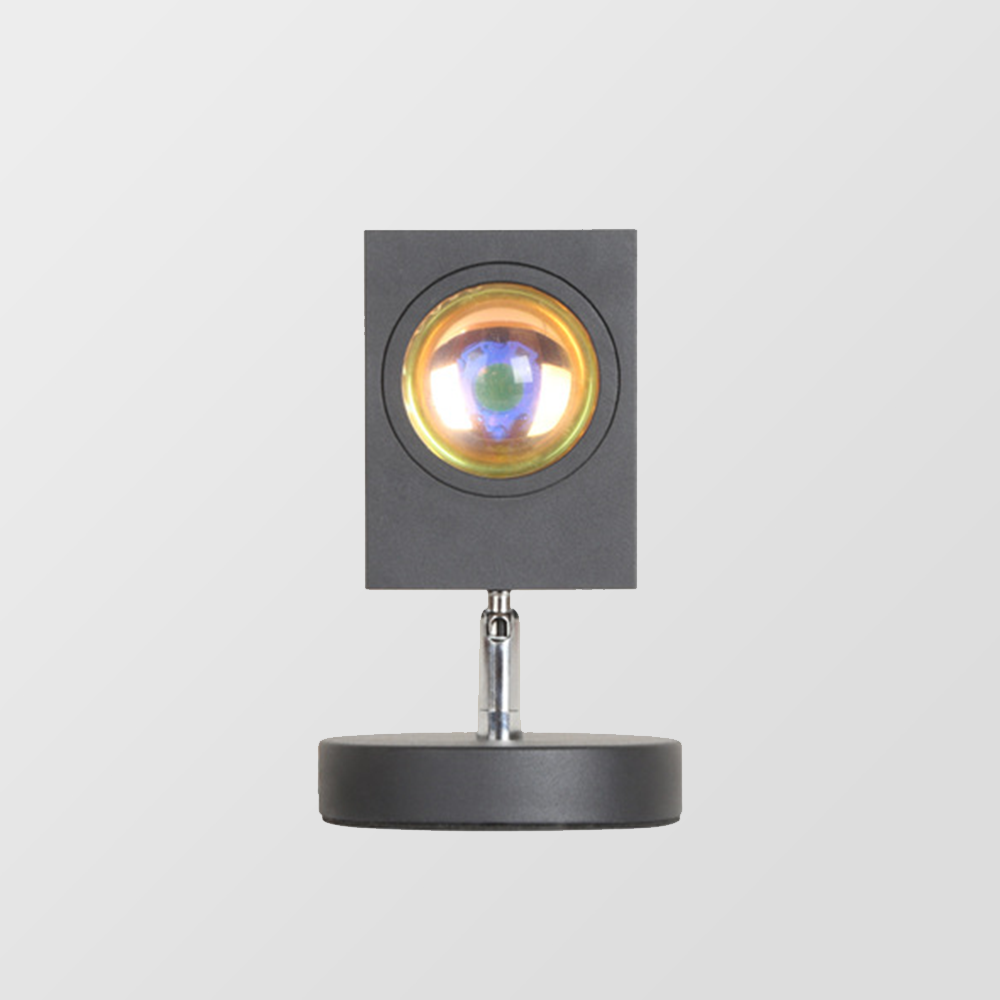 Lampe de table rétro, design coucher de soleil.  Lumière chaude et douce. Décoration élégante pour salon, chambre.