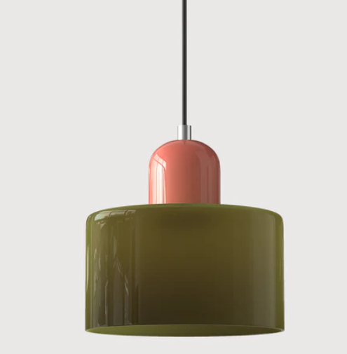 "Lampe en verre suspendue moderne, émet lumière chaude, conception en métal/verre, couleurs variées, style élégant."