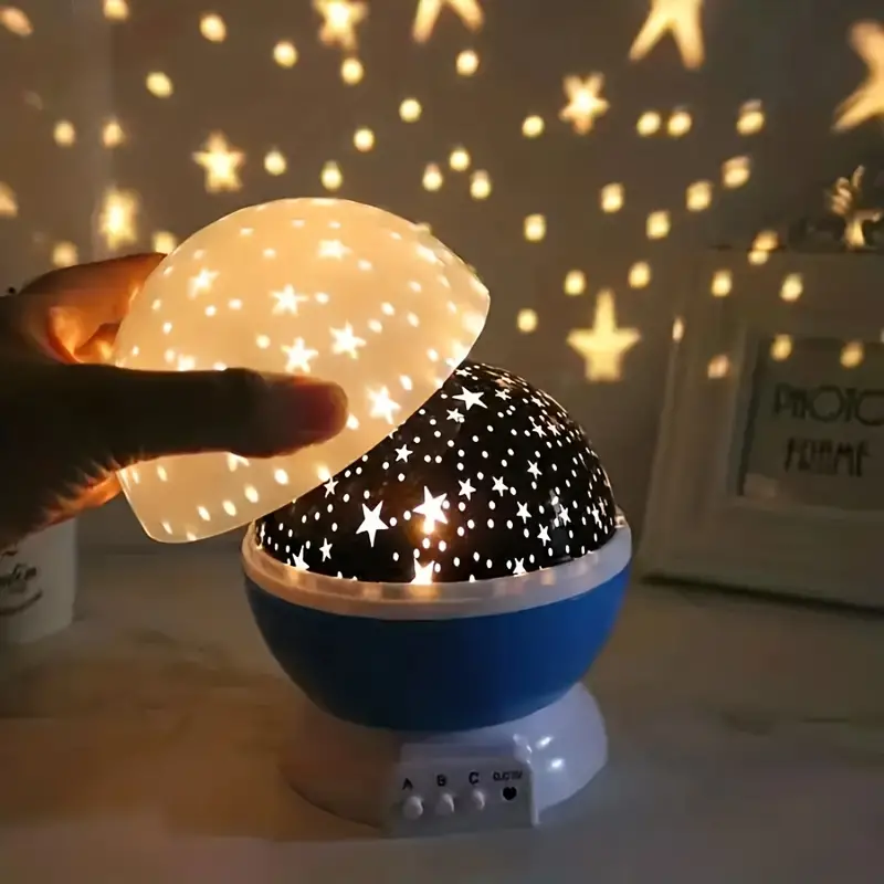 Lampe LED nuit, projecteur étoiles rotatif 360°.  Ambiance féerique garantie.