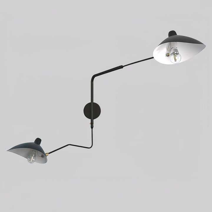 "Lampe murale moderne avec bras orientable, design organique années 50, finition métal noir, idéale pour intérieur épuré."