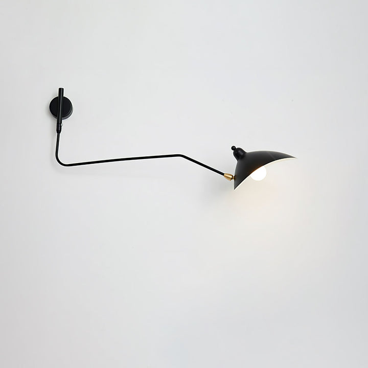 "Lampe murale moderne avec bras orientable, design organique années 50, finition métal noir, idéale pour intérieur épuré."