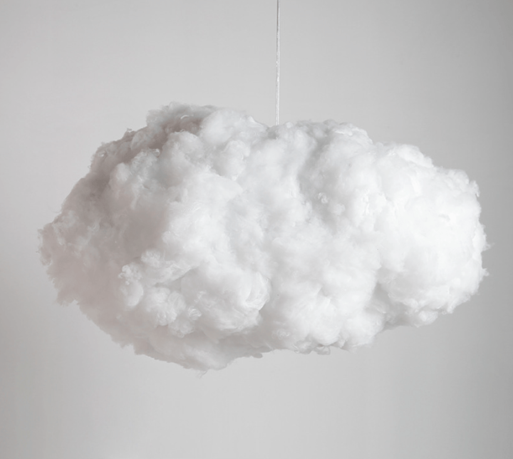 Lampe nuage décorative, éclairage doux pour chambre.  Design moderne et apaisant.