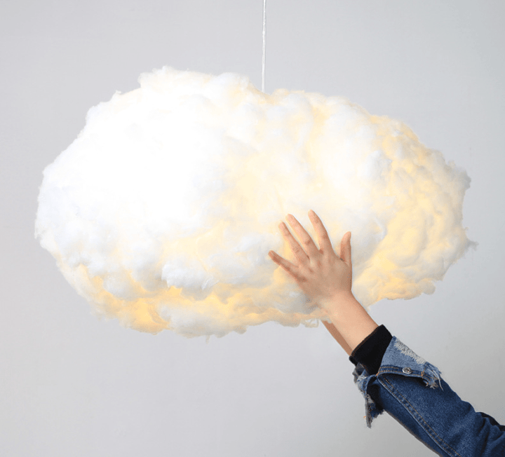 Lampe nuage décorative, éclairage doux pour chambre.  Design moderne et apaisant.