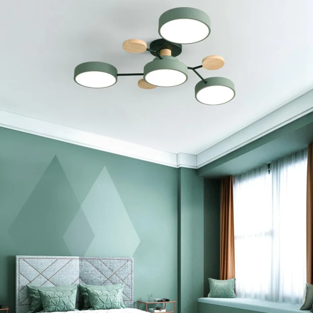 Lampe plafond LED ronde moderne pour salon. Éclairage design élégant et économe en énergie.