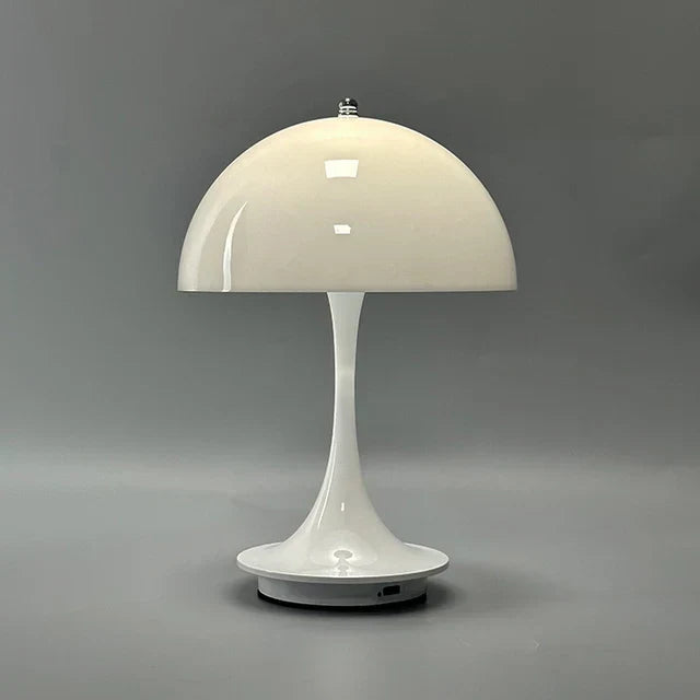 Lampe sans fil design scandinave. Luminaire LED portable et rechargeable, style minimaliste.