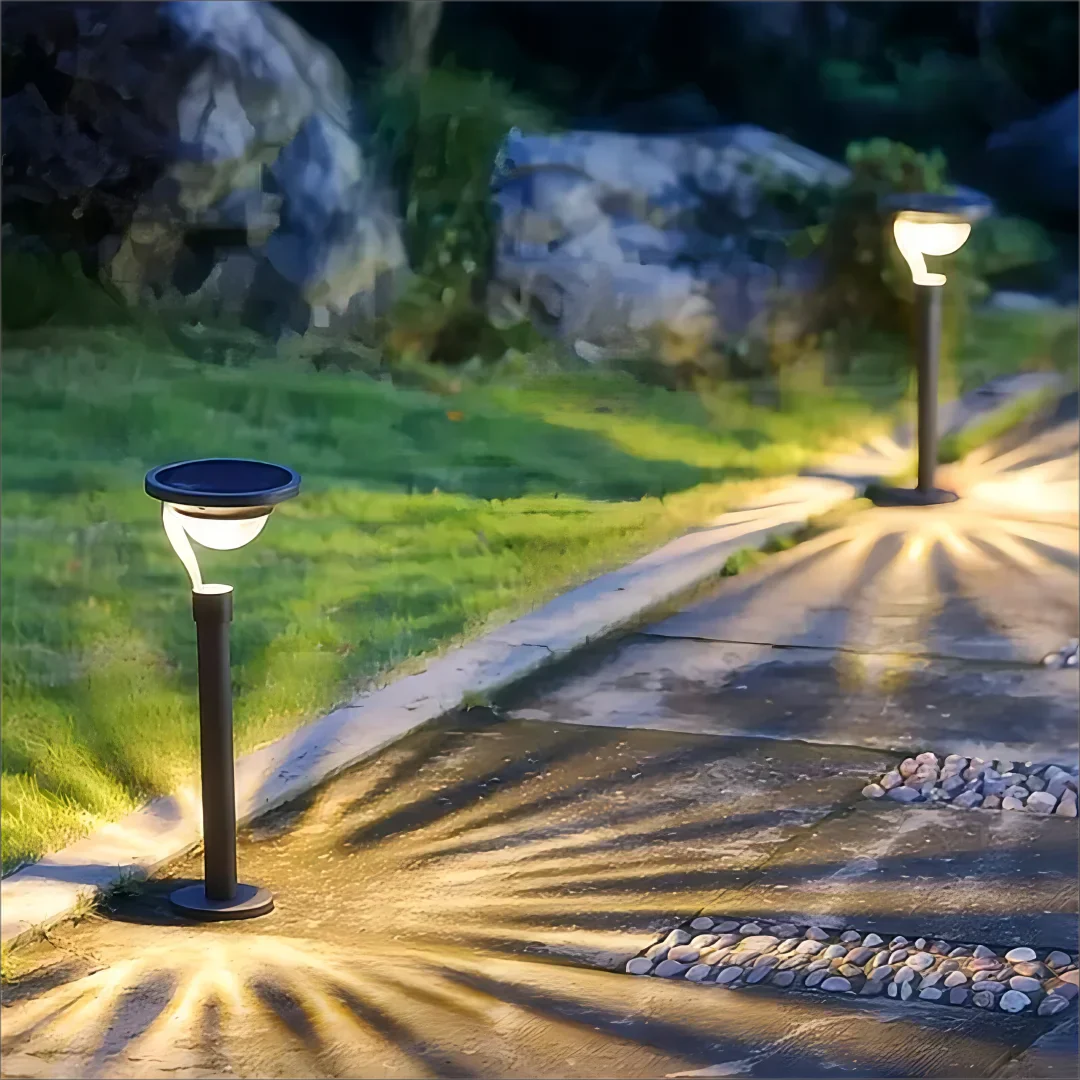Lampe solaire extérieure puissante. Éclairage jardin, terrasse. Design moderne, résistant aux intempéries.