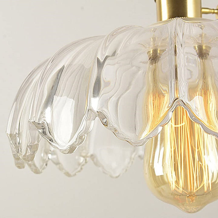 Lampe suspendue vintage en verre et cuivre.  Design romantique, lumière douce et tamisée.  Diamètre 25cm.