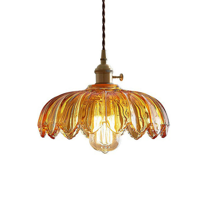Lampe suspendue vintage en verre et cuivre.  Design romantique, lumière douce et tamisée.  Diamètre 25cm.