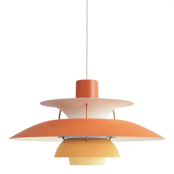 Lampe suspension design nordique. Luminaire élégant et moderne pour salon, salle à manger ou chambre.