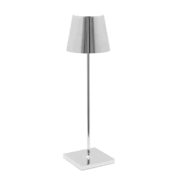Lampe table sans fil rechargeable, design nordique moderne.  Lumière douce, ambiance chaleureuse.