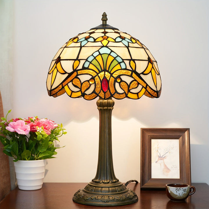 Lampe Tiffany Art Déco, verre teinté, abat-jour coloré, pied métal. Luminaire artisanal.