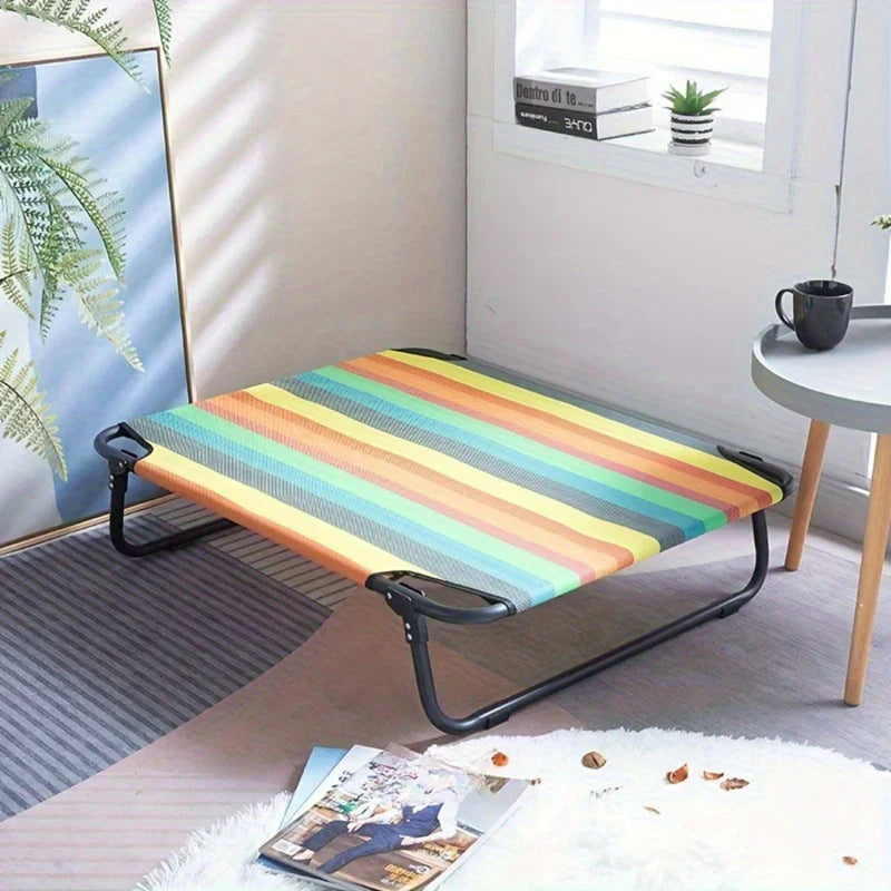 Lit chien pliable, nylon respirant, imperméable, robuste.  Idéal pour intérieur/extérieur.