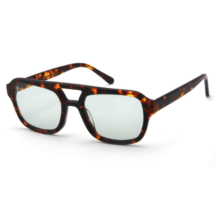 Lunettes de soleil aviateur ovales élégantes, monture ovale, style rétro, pour femme, idéal mode chic.