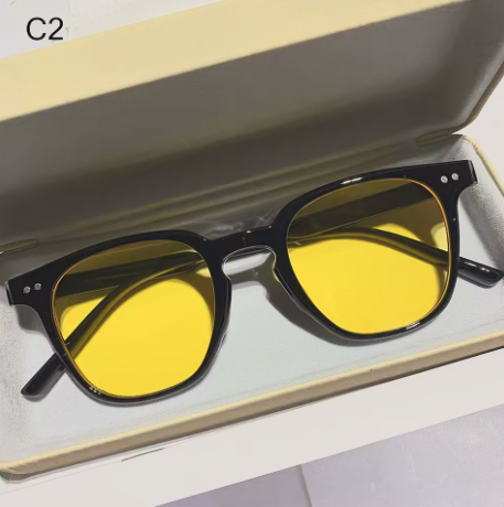 Lunettes de soleil polarisées UV400 élégantes pour hommes et femmes, offrant protection et confort optimal en extérieur.