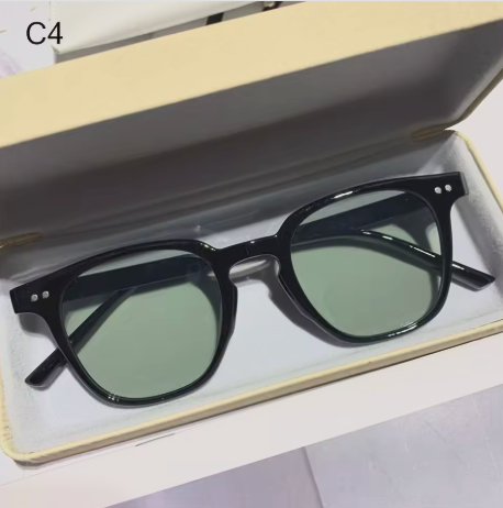 Lunettes de soleil polarisées UV400 élégantes pour hommes et femmes, offrant protection et confort optimal en extérieur.