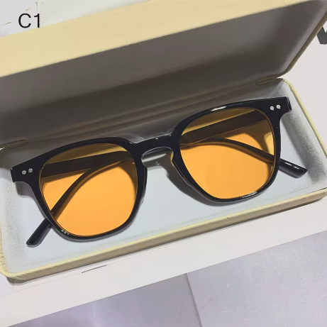 Lunettes de soleil polarisées UV400 élégantes pour hommes et femmes, offrant protection et confort optimal en extérieur.