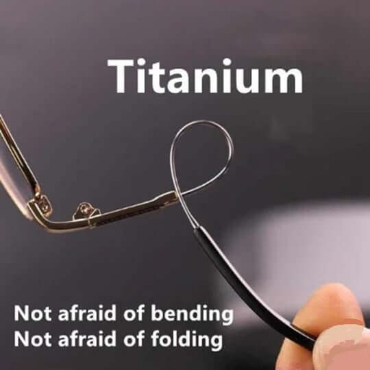 Personne lisant avec lunettes multifocales unisexes, améliorant vision, confort visuel garanti.