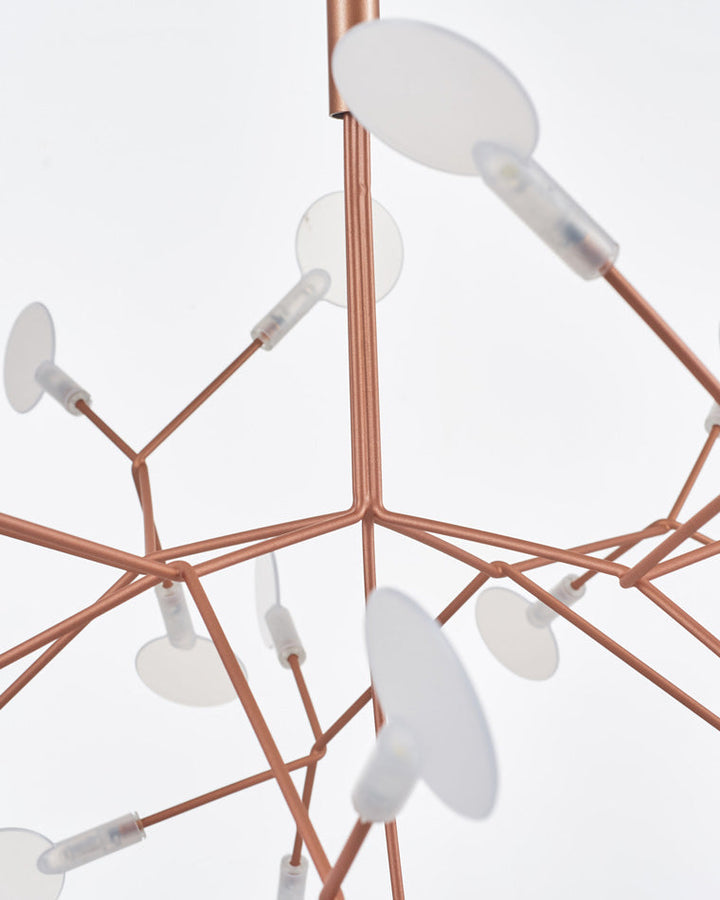 Lustre LED branches design naturel. Éclairage élégant et doux, idéal salon/salle à manger.