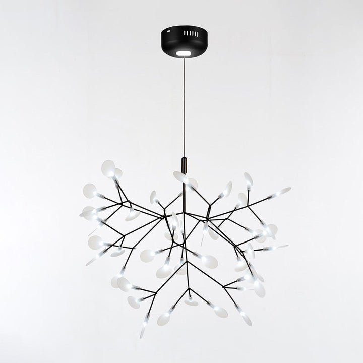 Lustre LED branches design naturel. Éclairage élégant et doux, idéal salon/salle à manger.