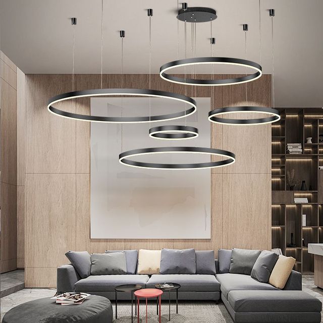 Lustre LED rond, design moderne.  Anneaux lumineux, éclairage doux & homogène pour salon ou salle à manger.