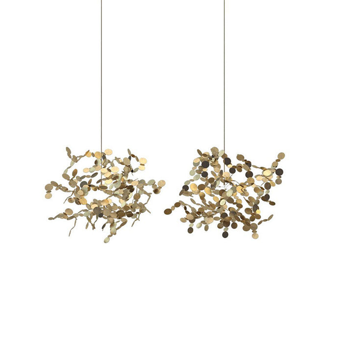 Lustre suspendu moderne, design nuage métallique argent/or. Luminaire élégant et aérien.