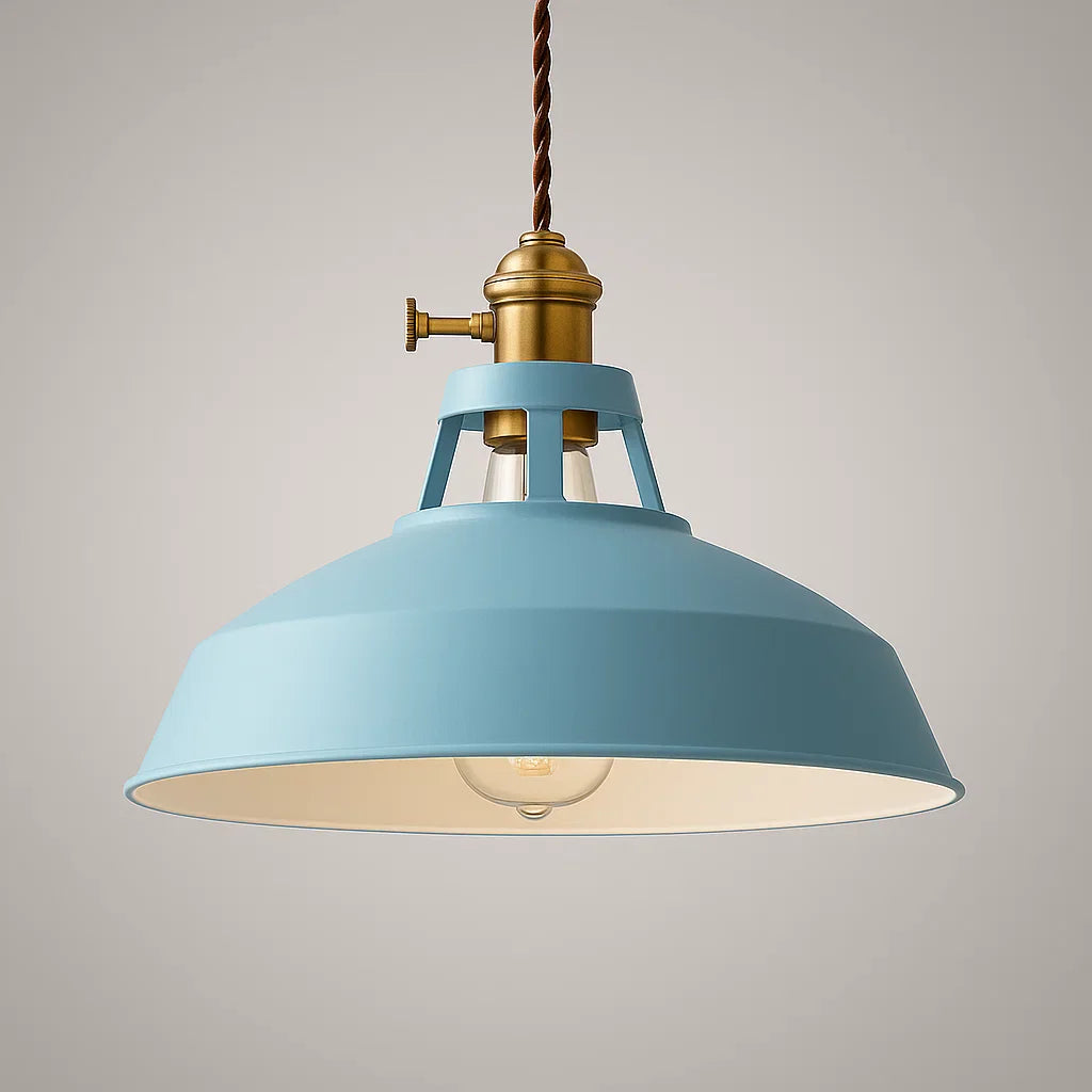 "Lustre suspendu rétro en métal robuste pour restaurant, design industriel, chaîne ajustable, plusieurs couleurs disponibles.