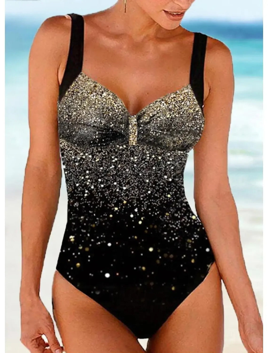 Maillot de bain push-up femme, design moderne, coupe ajustée, coloris variés, confort et style, idéal pour l'été.