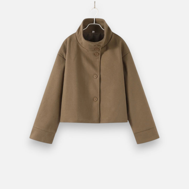 Manteau court femme élégant, col montant, parfait pour l'automne-hiver.