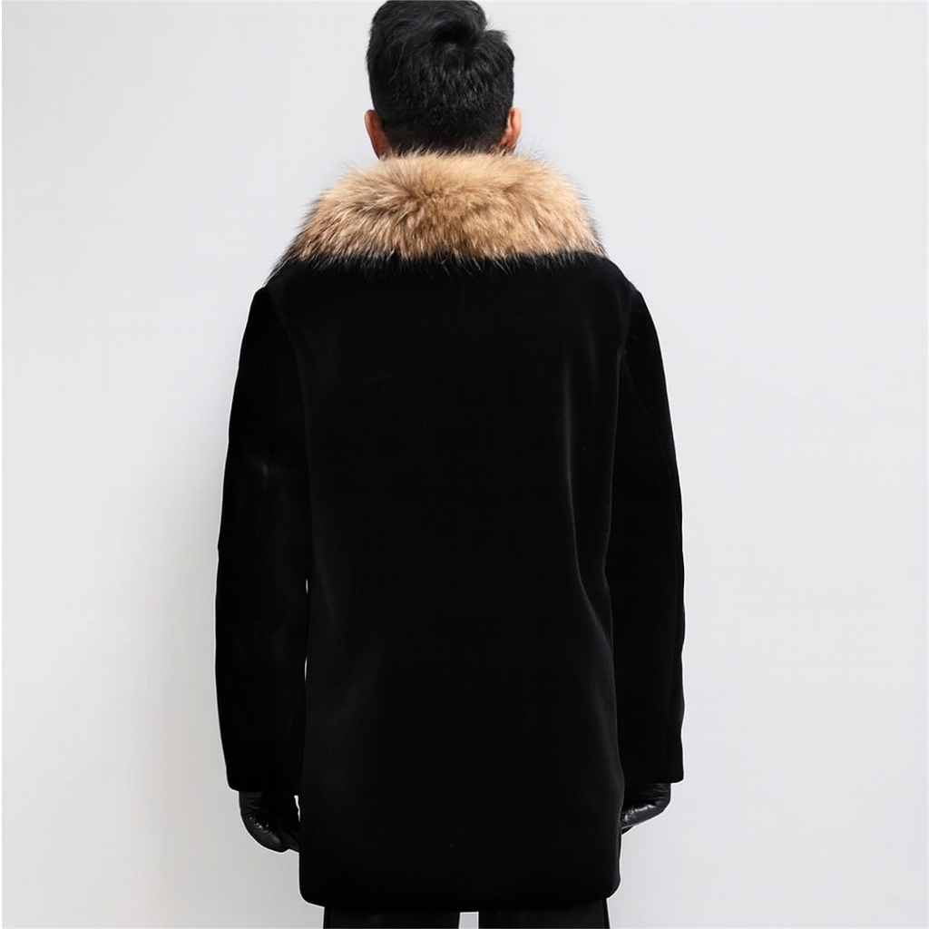 Homme élégant posant avec un manteau d'hiver chaud, veste mode masculine tendance, confort assuré.